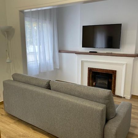 Apartamentos Tarradellas Sants Estacio Barselona Dış mekan fotoğraf