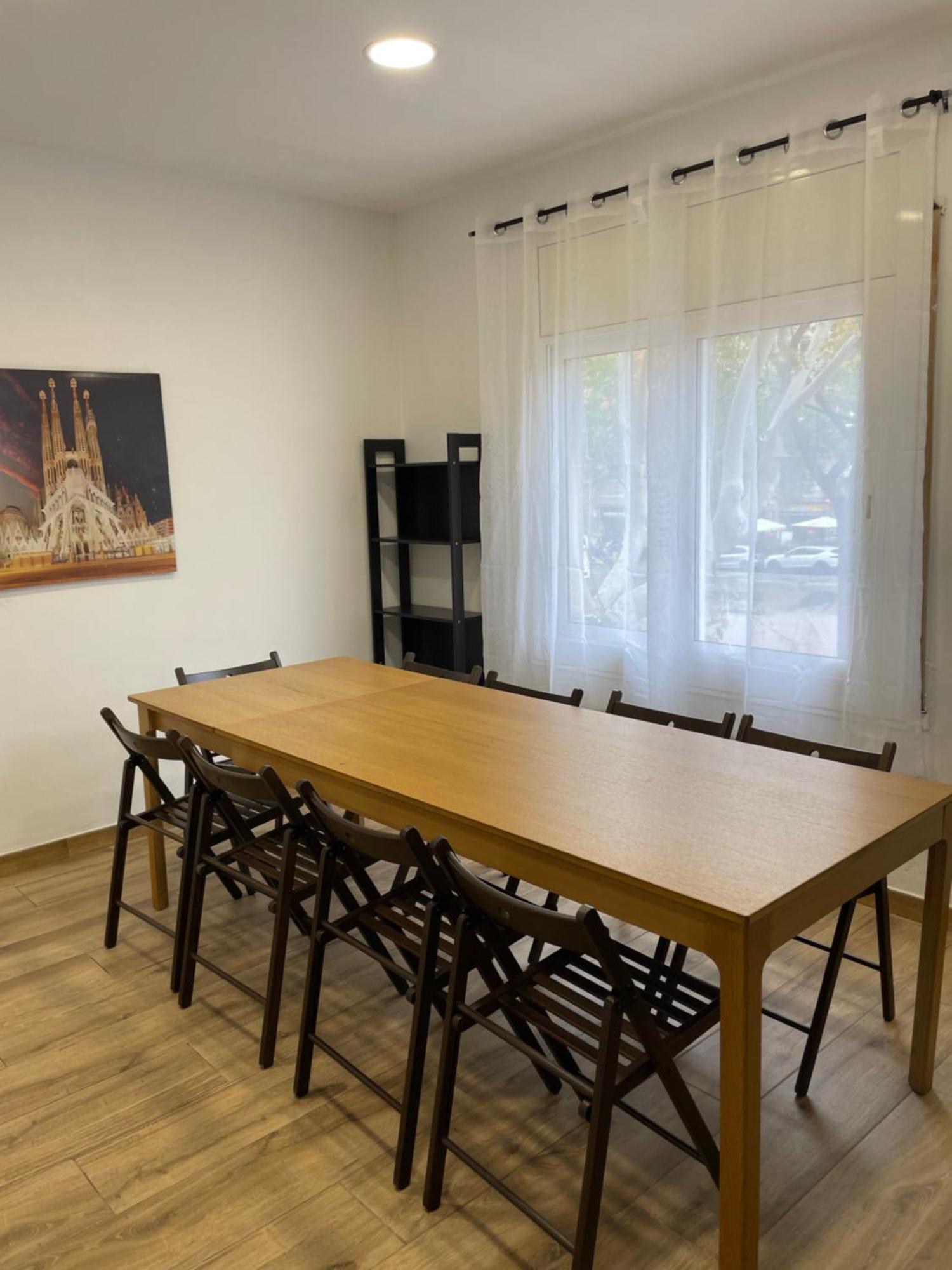 Apartamentos Tarradellas Sants Estacio Barselona Dış mekan fotoğraf