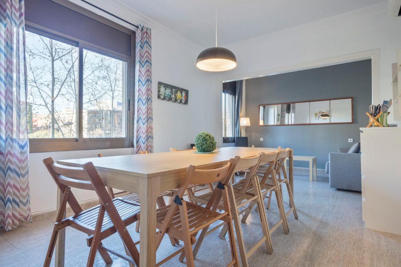 Apartamentos Tarradellas Sants Estacio Barselona Dış mekan fotoğraf