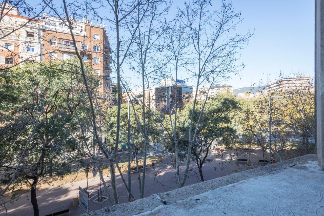 Apartamentos Tarradellas Sants Estacio Barselona Dış mekan fotoğraf