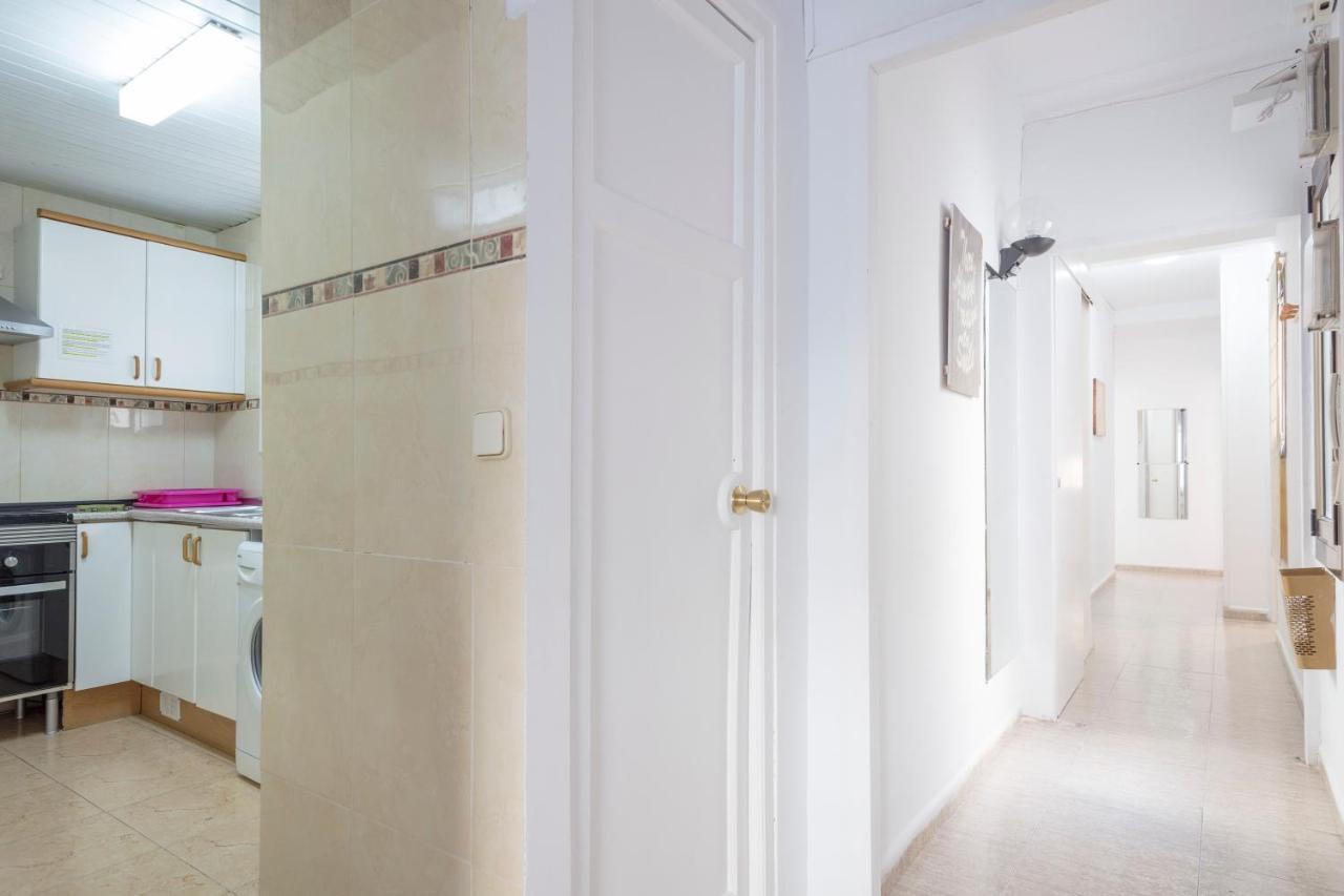 Apartamentos Tarradellas Sants Estacio Barselona Dış mekan fotoğraf